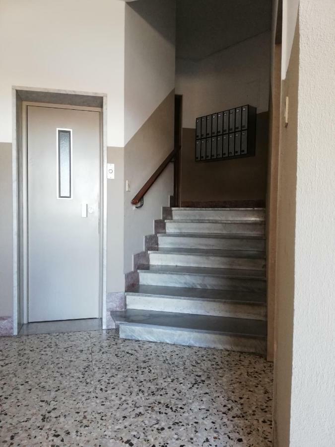 Là Mì Cà La Spezia Exterior foto